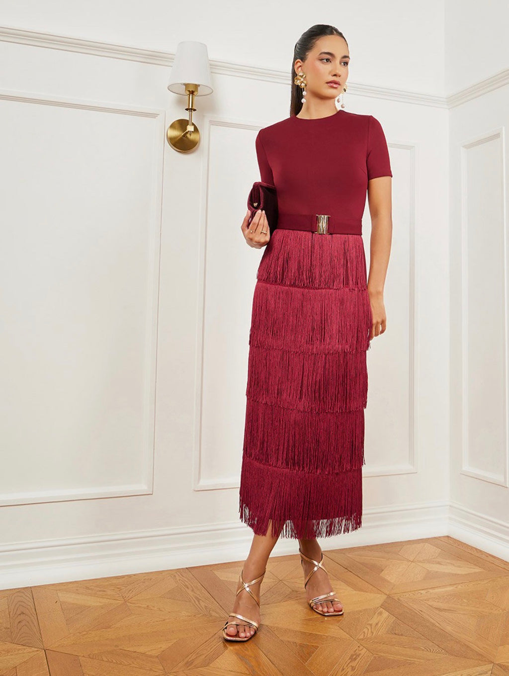 فستان ميدي بطبقات وهدب